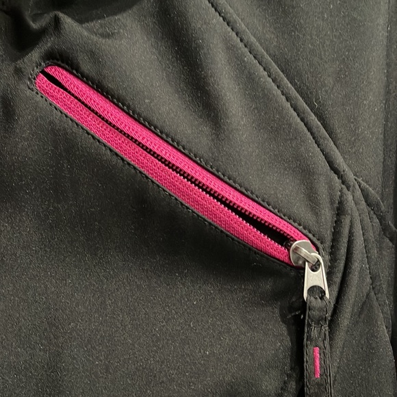 Light weight cool weather jacket by Free Tech XS - Picture 3 of 7